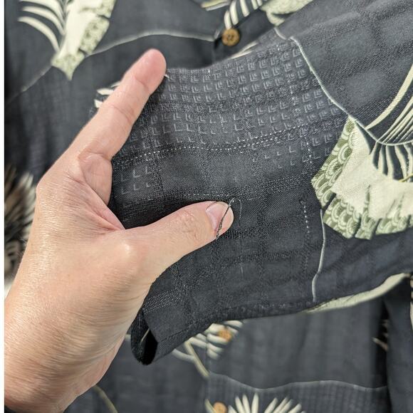 Tommy Bahama Silk Shirt Mens Extra Large Hawaiian Camp Black Tan Short Sleeve - Picture 8 of 11